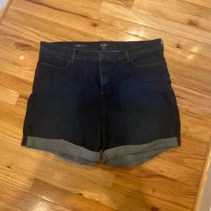 NYDJ Avery jean shorts. Size 20W